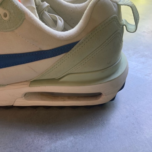 Women’s Size 9.5 Blue Nike Air Max - Picture 7 of 7